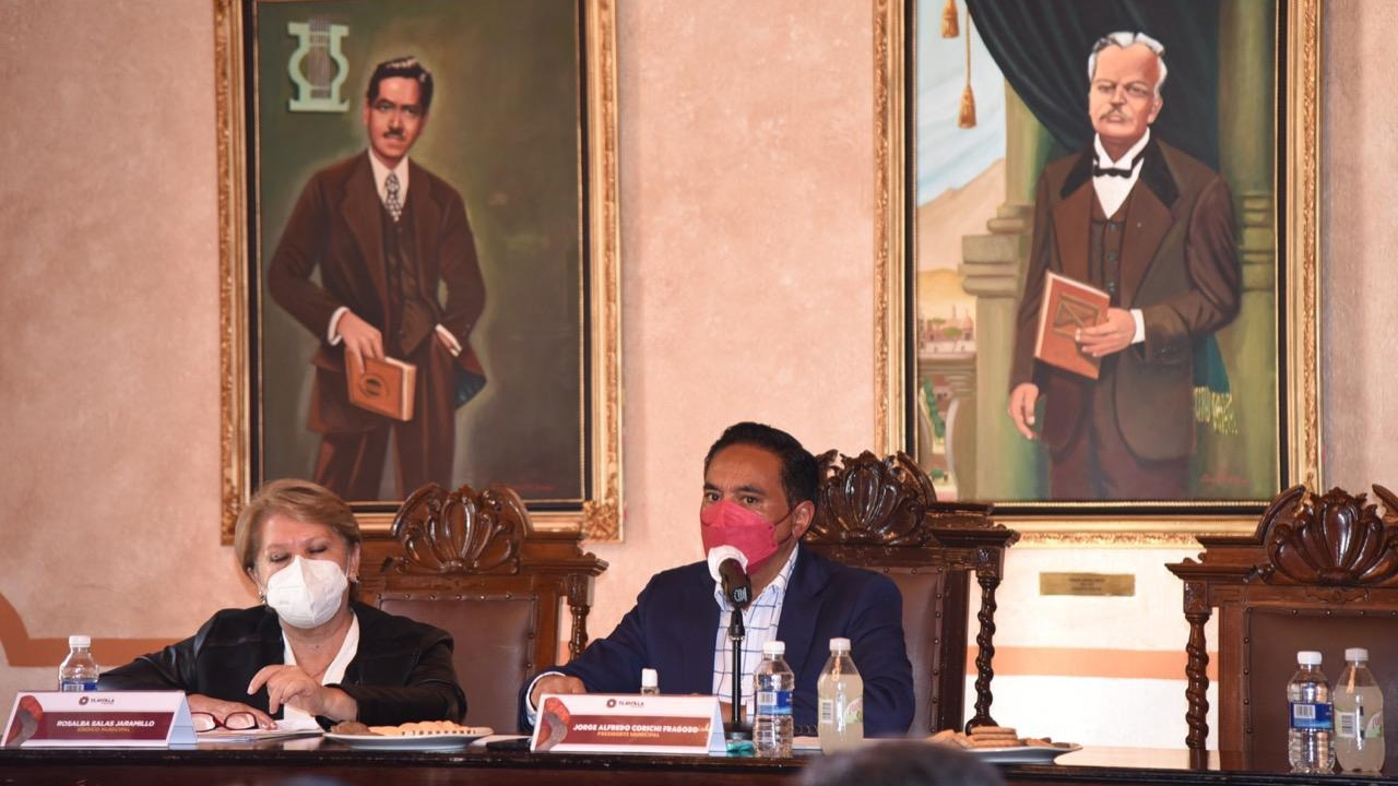 Realiza nuevos nombramientos Jorge Corichi con la aprobación del cabildo