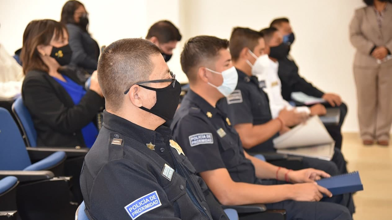 Evalúan en la UTEQ a finalistas del Premio al Policía del Año 2021