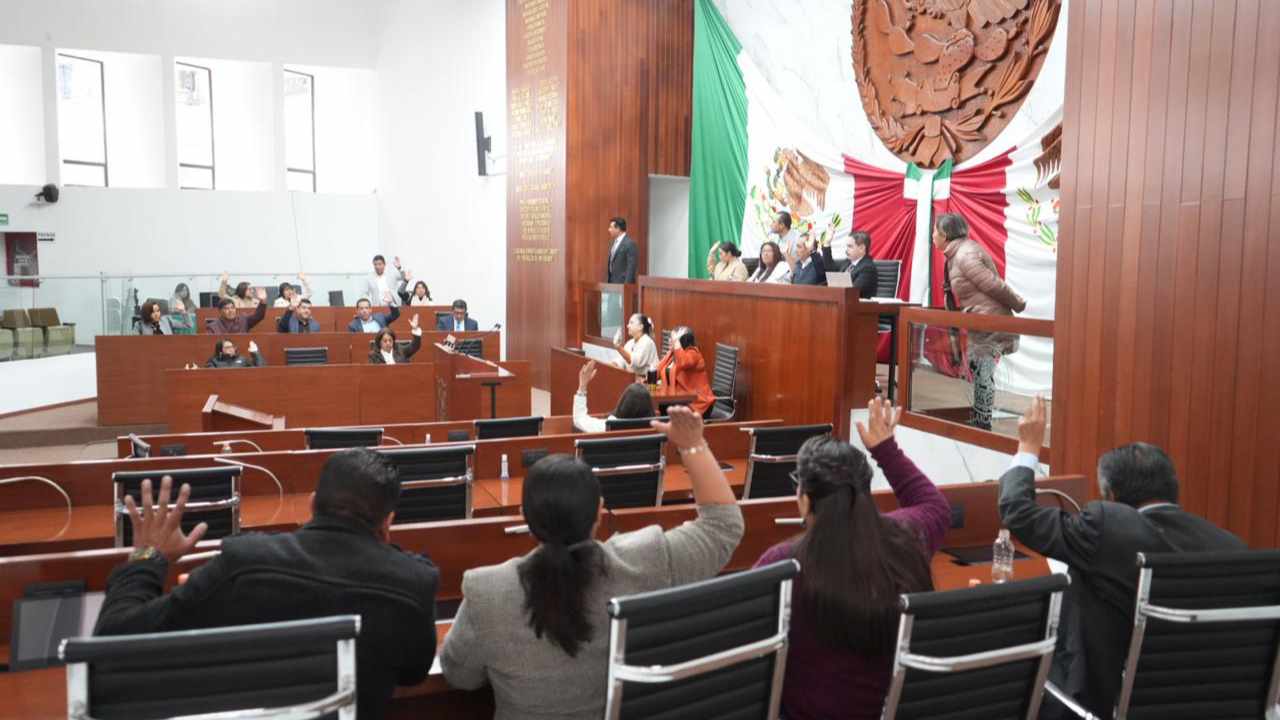 Aprueba Congreso dar lectura a Proyectos de Acuerdo de los dictámenes relativos a las cuentas públicas dispensando Resultandos y Considerandos