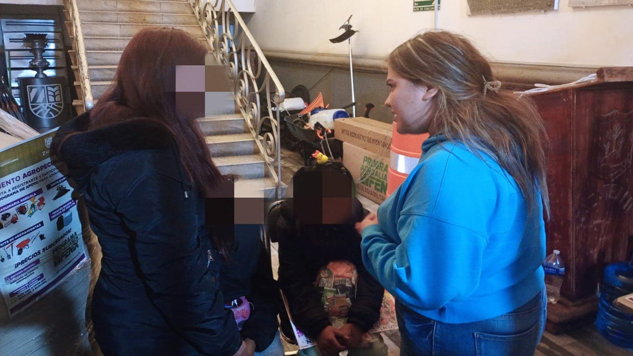 Entrega de menor extraviada en Zacatelco.