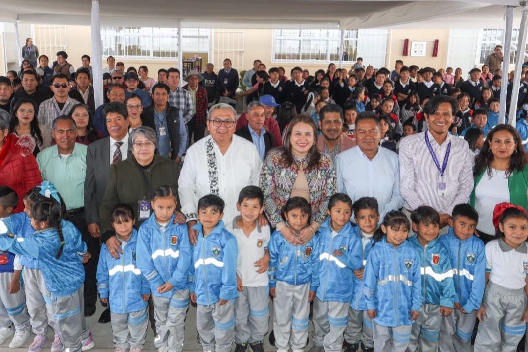 Blanca Angulo agradece a la gobernadora Lorena Cuellar su apoyo a la educación de Chiautempan