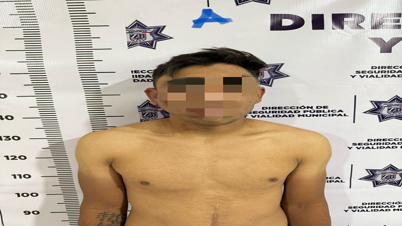 Ciudadanía y seguridad pública colaboran para la detención de un masculino por intento de robo de vehículo en Zacatelco.