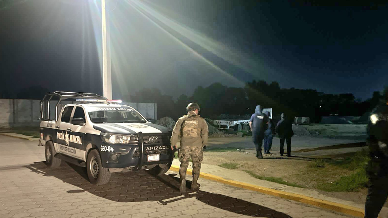 Frustra policía municipal de Apizaco intento de robo a casa habitación en Texcalac