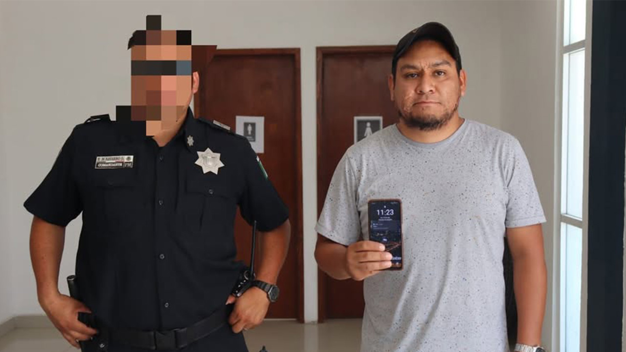 Los buenos somos más": Policía de Totolac devuelve celular extraviado y reafirma su compromiso con la ciudadanía