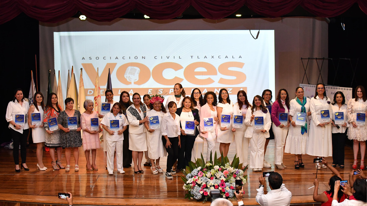 Signan pacto por la Unidad Empresarial y Profesional de Mujeres Líderes en Tlaxcala