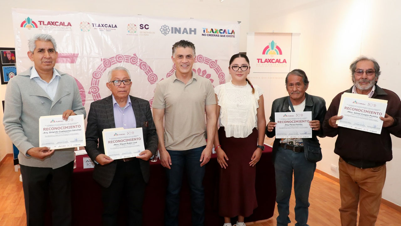 Reconoce presidente Alfonso Sánchez invaluable labor de cronistas comunitarios