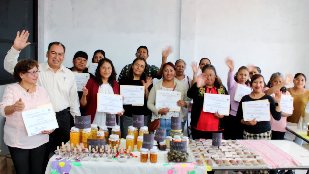 Mujeres Chiautempenses se capacitan para ser emprendedoras