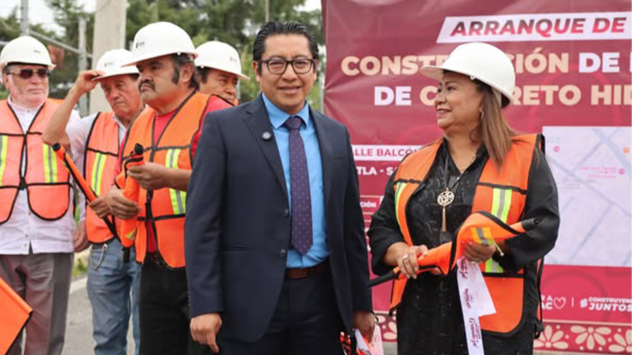 Supervisa alcalde de Totolac avance de obra en Calle Balcón de Maxixcatzin, en San Miguel Tlamahuco