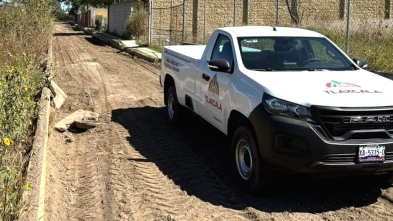 Alcalde Alfonso Sánchez García refuerza la infraestructura ahora con nivelación en la calle 5 de Mayo de Cuauhtelulpan