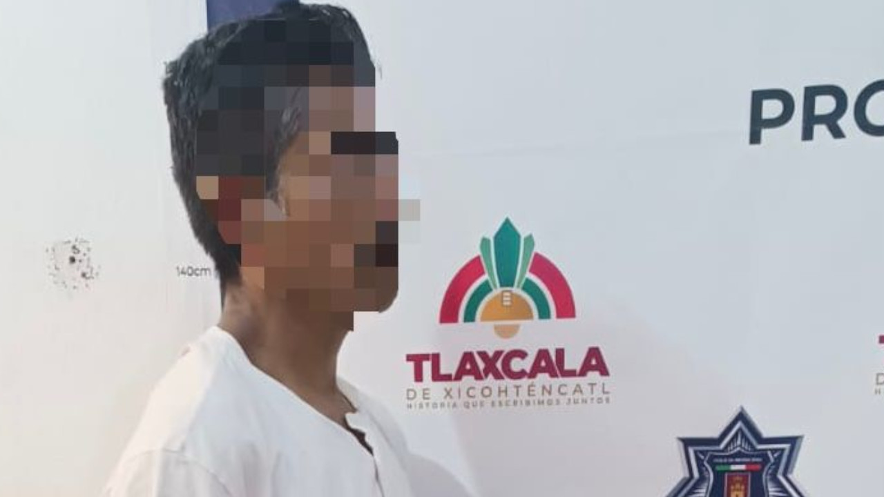Policía municipal de Tlaxcala recupera vehículo robado y asegura al presunto responsable