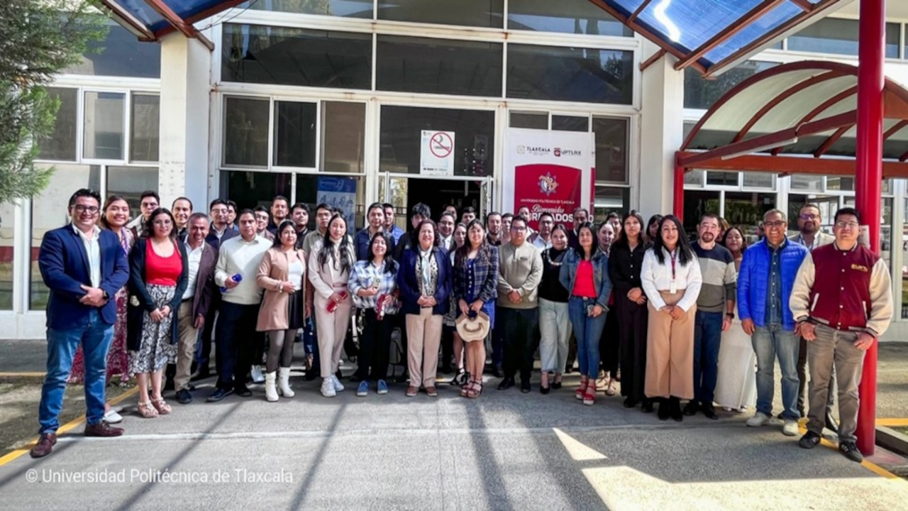 UPTLAX Fortalece Vínculos con su Comunidad en el 2º Desayuno con Egresados