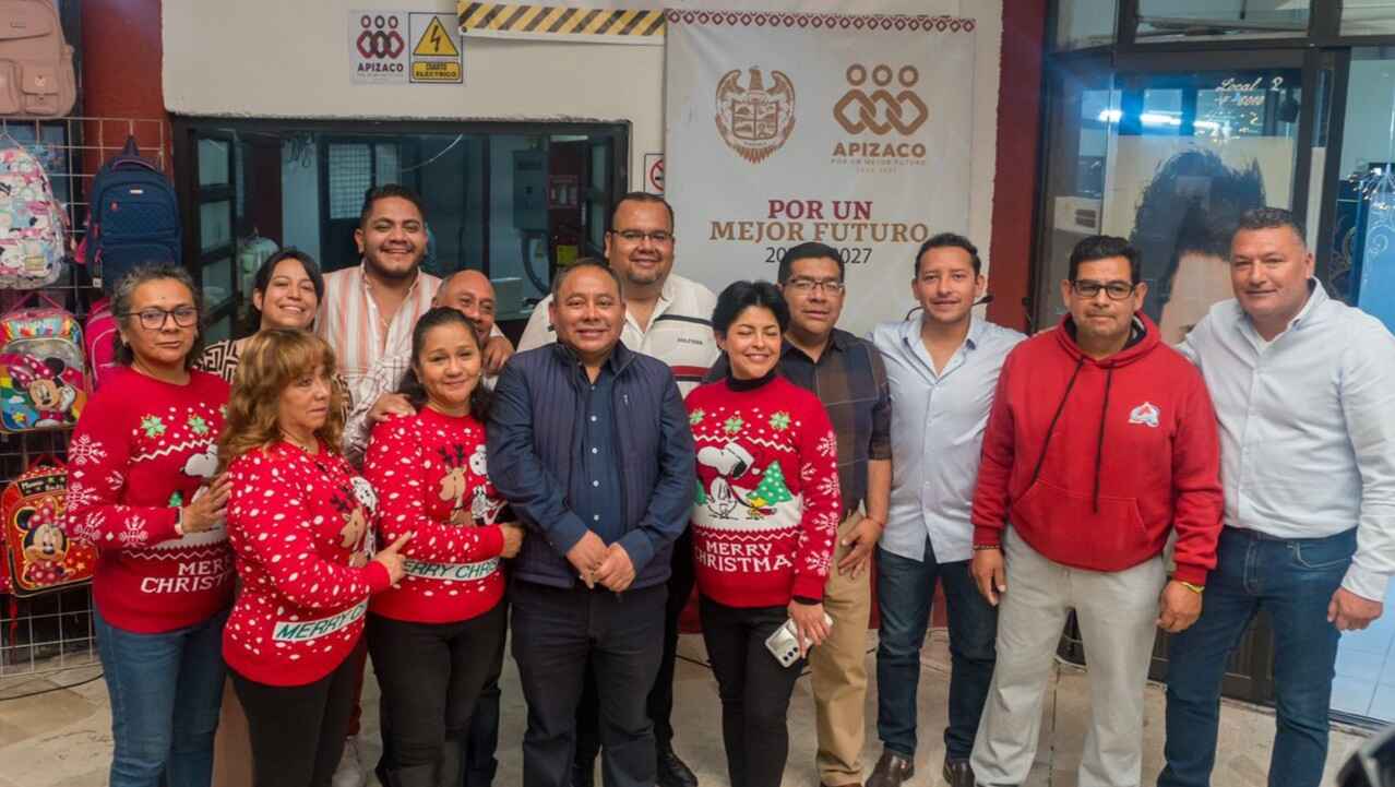 Javier Rivera rehabilita la red eléctrica de la plaza Guadalupe con una inversión de 1.1 mdp