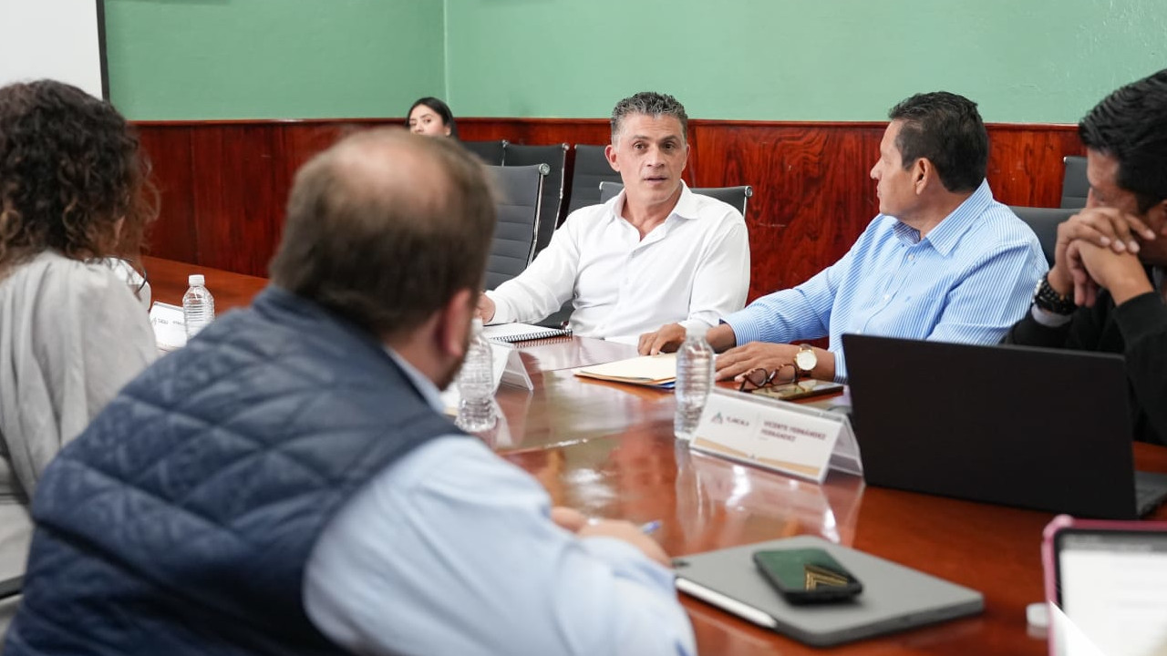 Alfonso Sánchez García encabeza reunión con Infonavit y SOTyV para impulsar crecimiento urbano ordenado en Tlaxcala