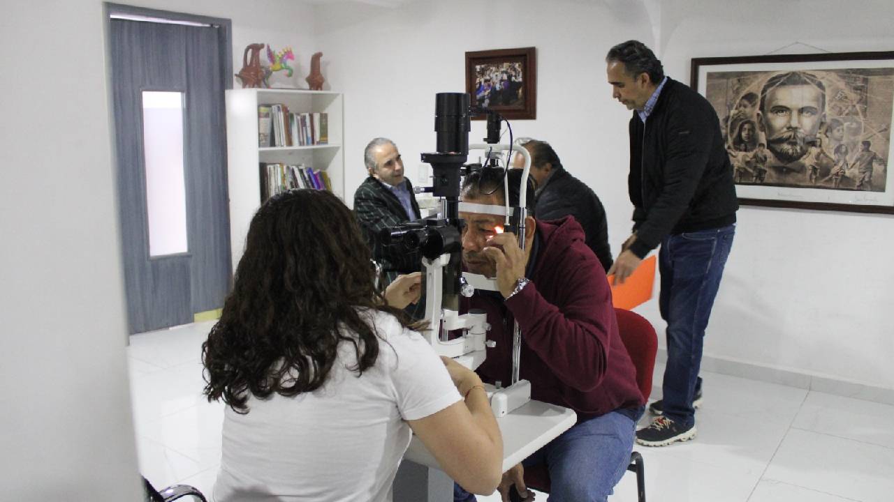 Impulsa Ana Lilia Rivera segunda campaña de atención oftalmológica en Tlaxcala