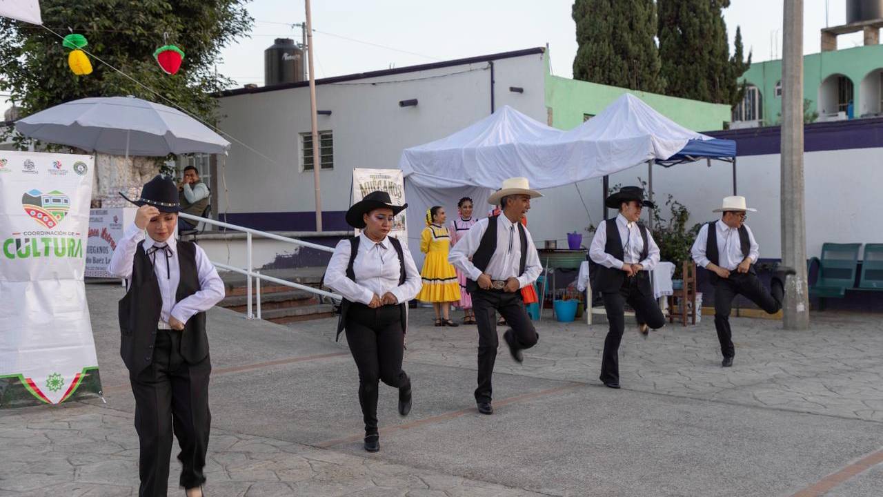 Familias huamantlecas disfrutan de música y danza durante “Jueves de muéganos” en La Preciosa