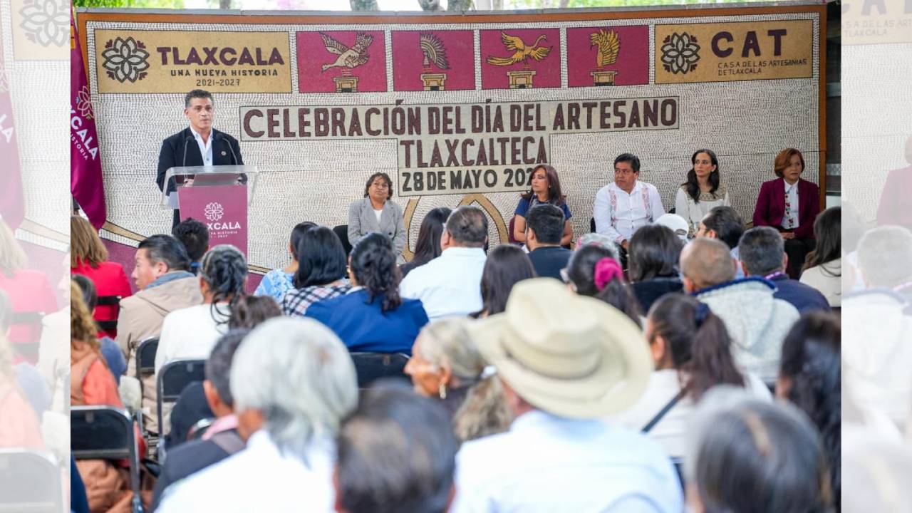 Su trabajo pone en alto a Tlaxcala: Alfonso Sánchez García en el Día del Artesano