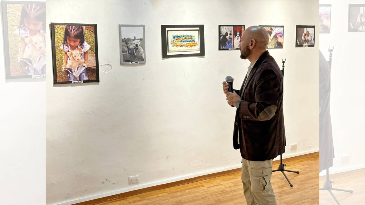 Inauguran en la galería municipal de Tlaxcala la exposición fotográfica “El Arte de Disfrutar un Perro”