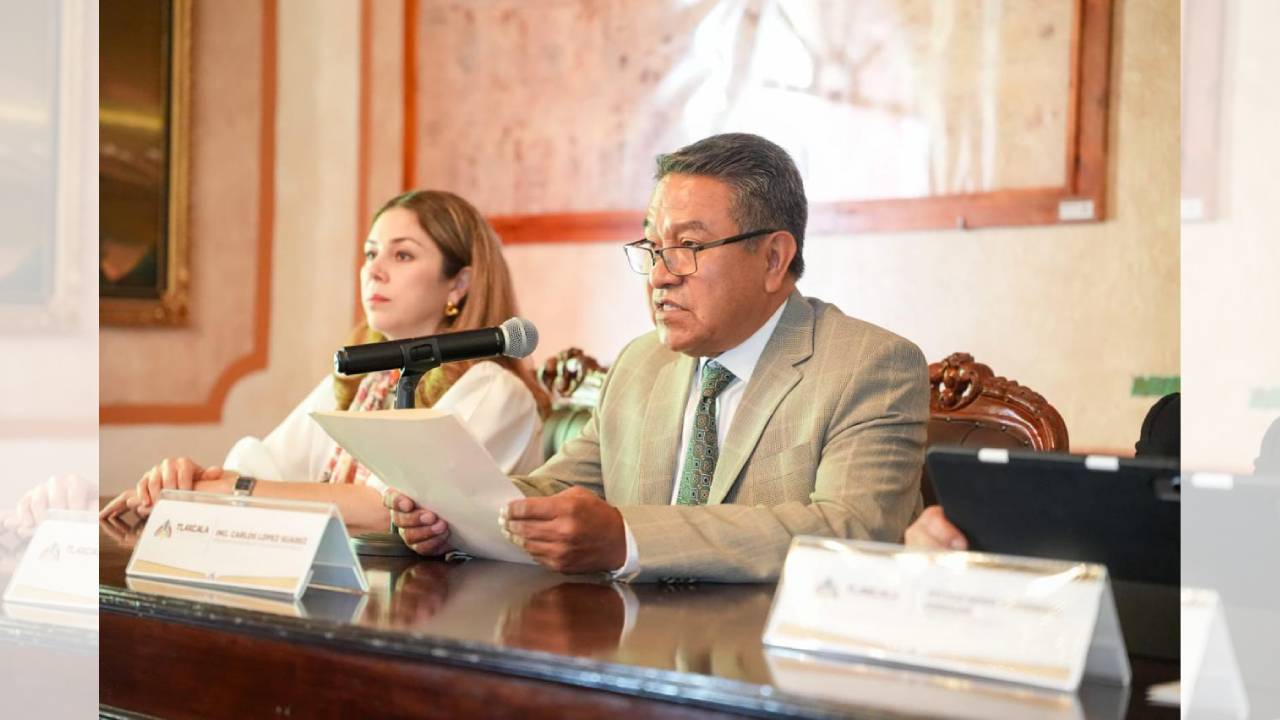 Cabildo toma protesta a Carlos López Suárez como presidente municipal de Tlaxcala