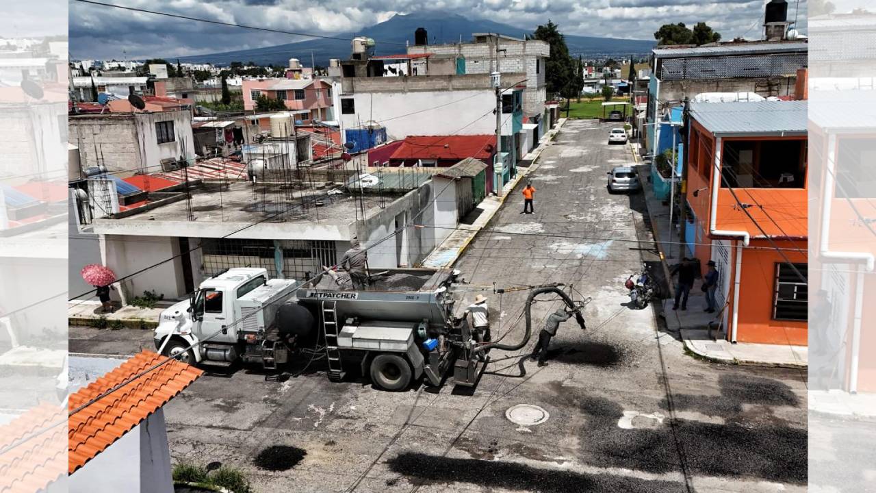 Atiende ayuntamiento de Tlaxcala vialidades con bacheo en Ocotlán