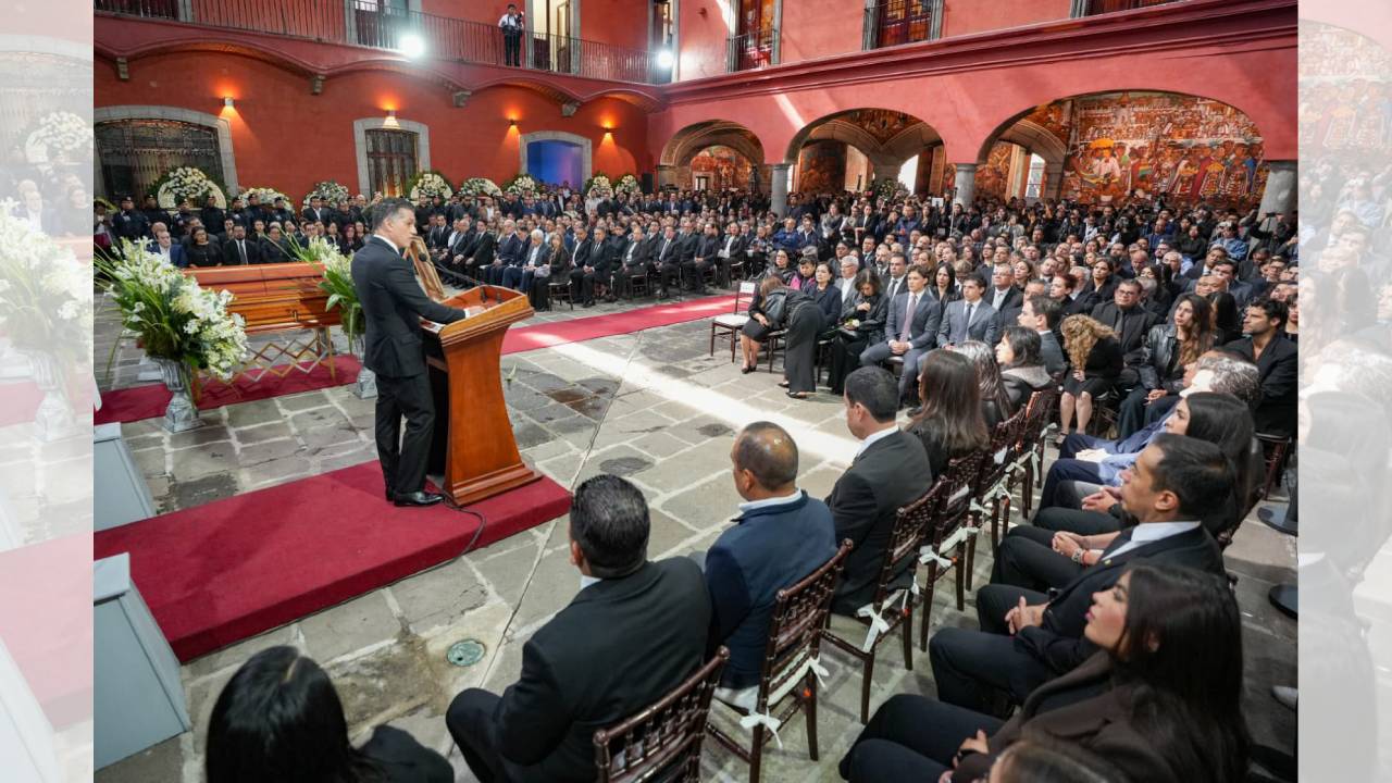 Mi padre transformó la vida de la gente de Tlaxcala, su legado permanecerá para siempre en su memoria, gratitud y corazón: ASG