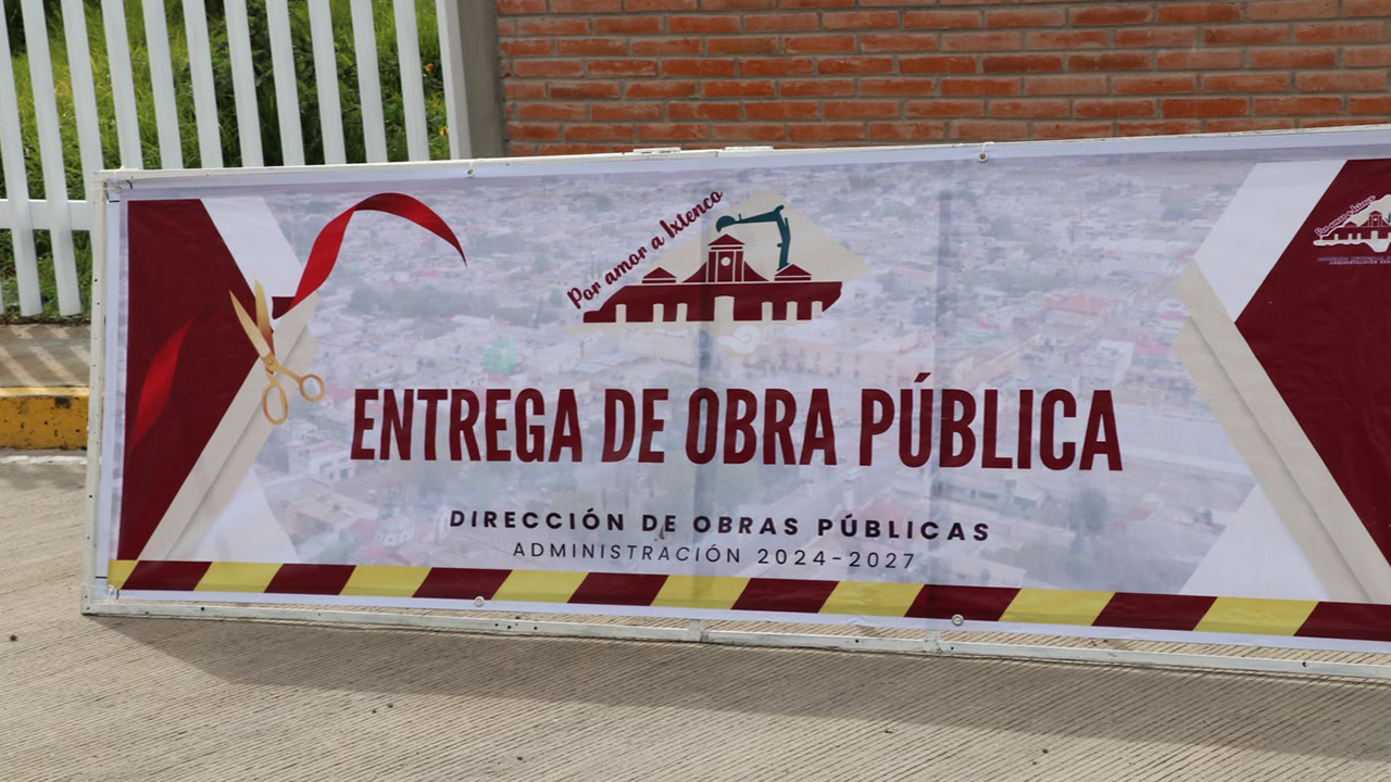 Gobierno de Ixtenco y padres de familia suman esfuerzos para entregar barda perimetral en la primaria "Vicente Guerrero"